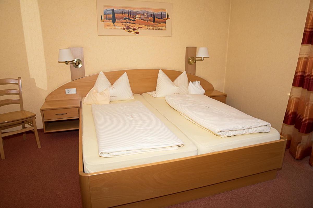 Gaestehaus Lorz Höchstadt an der Aisch Zewnętrze zdjęcie